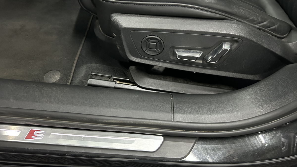 Audi A6 Avant — 26