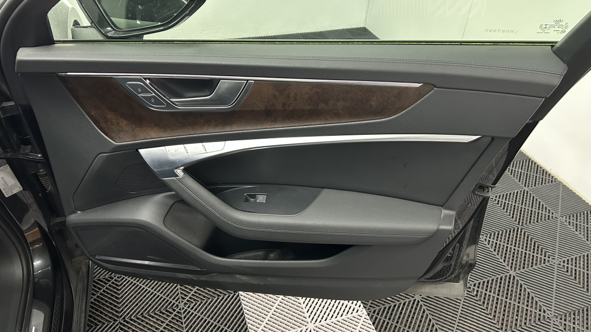Audi A6 Avant — 34