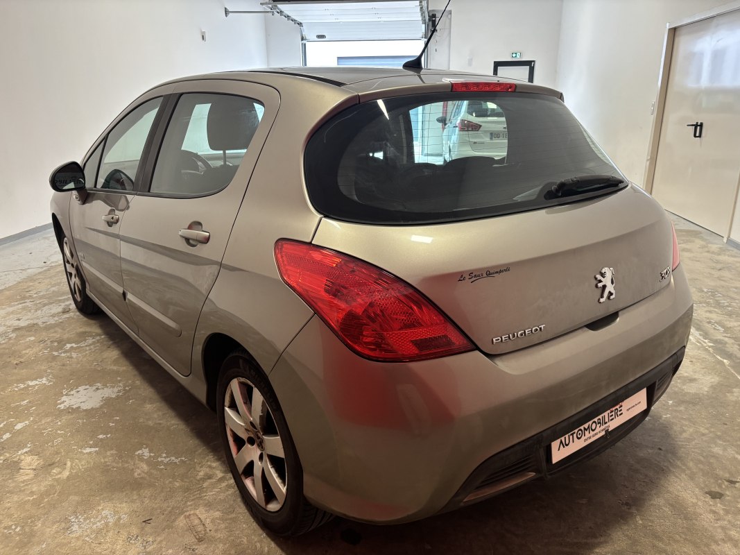 Peugeot 308 — 5