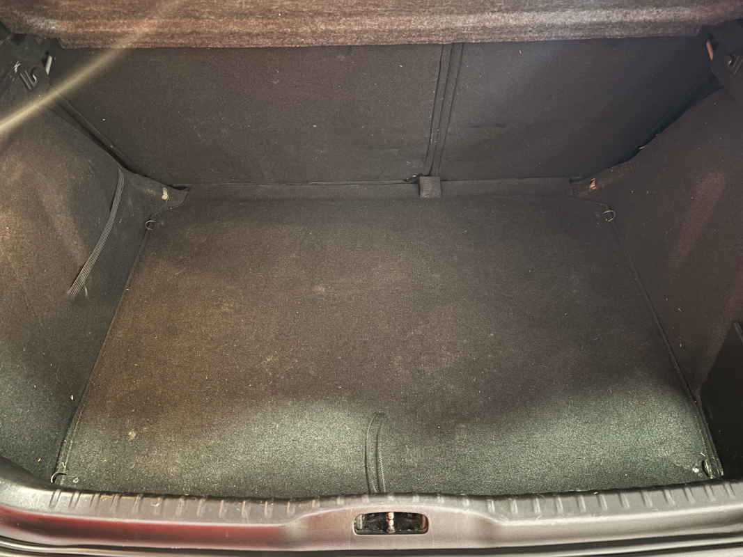 Peugeot 308 — 21