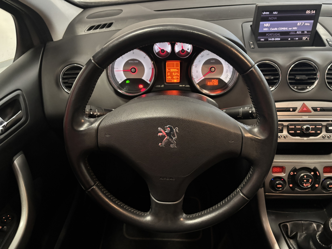 Peugeot 308 — 11