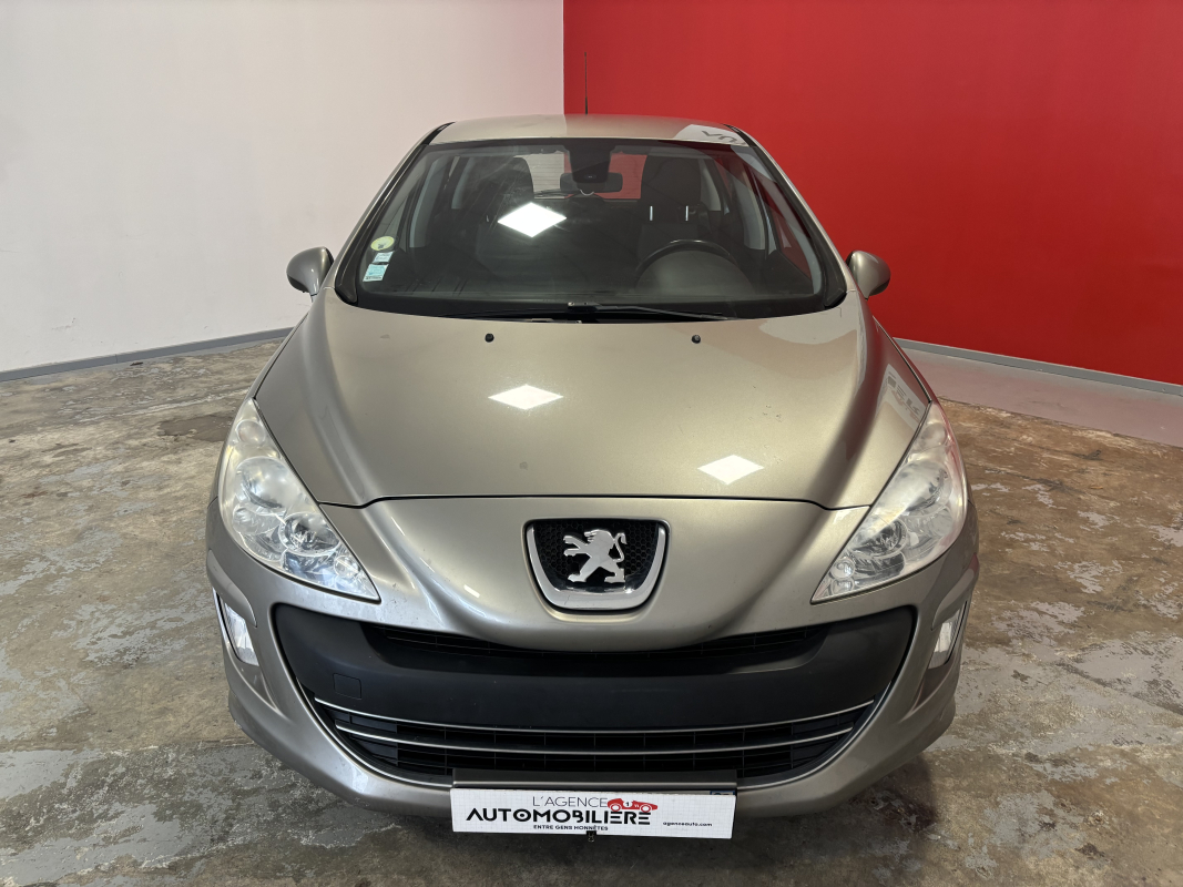 Peugeot 308 — 2