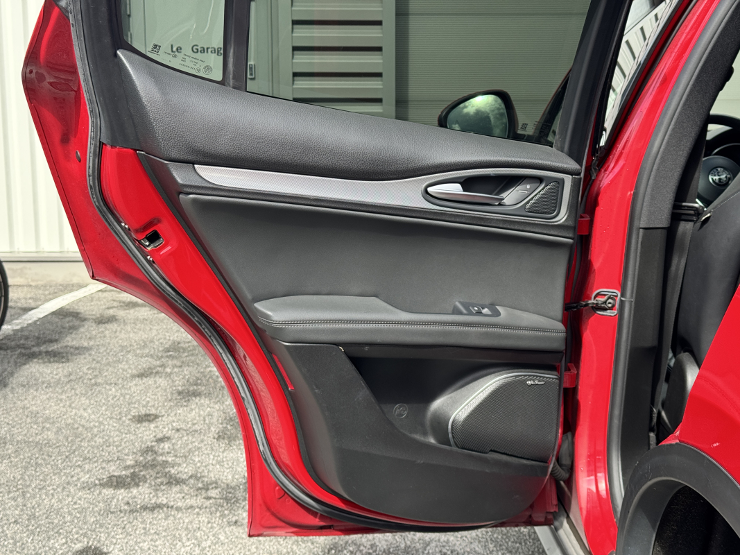 Alfa Romeo STELVIO — 29