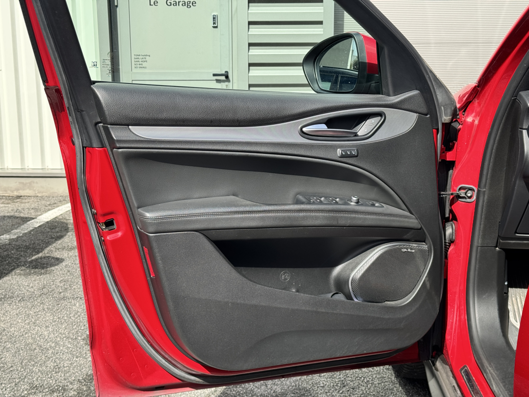 Alfa Romeo STELVIO — 28