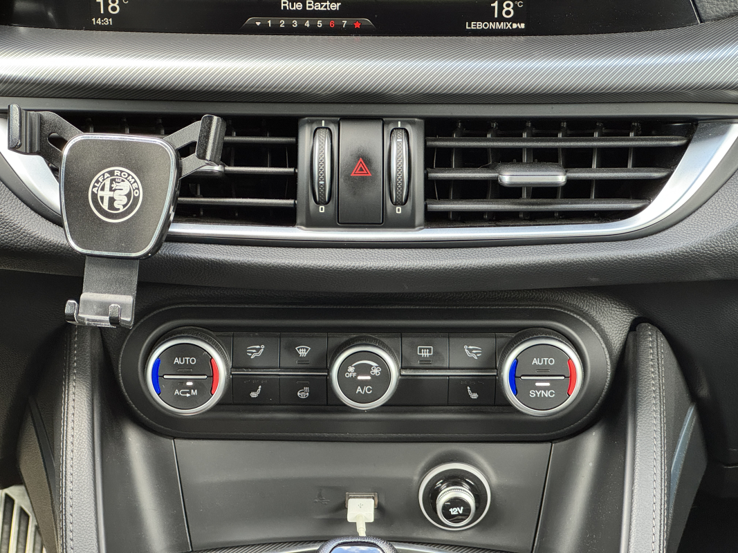 Alfa Romeo STELVIO — 17