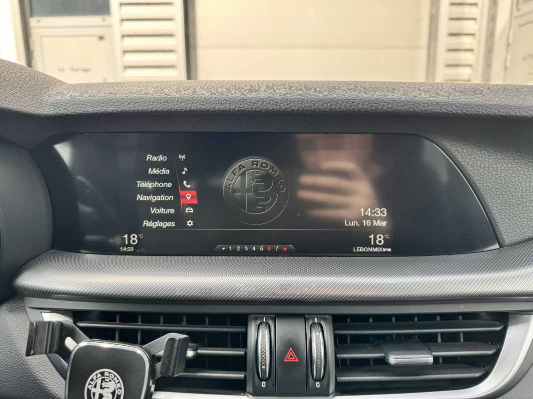 Alfa Romeo STELVIO — 21