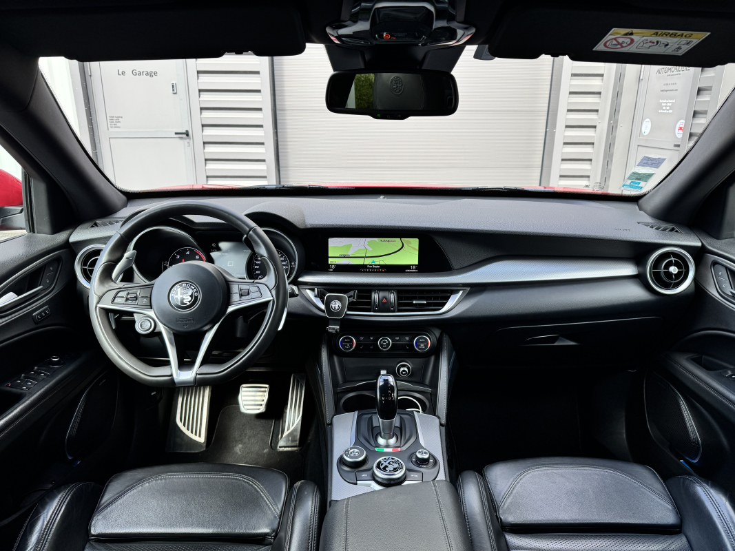 Alfa Romeo STELVIO — 10