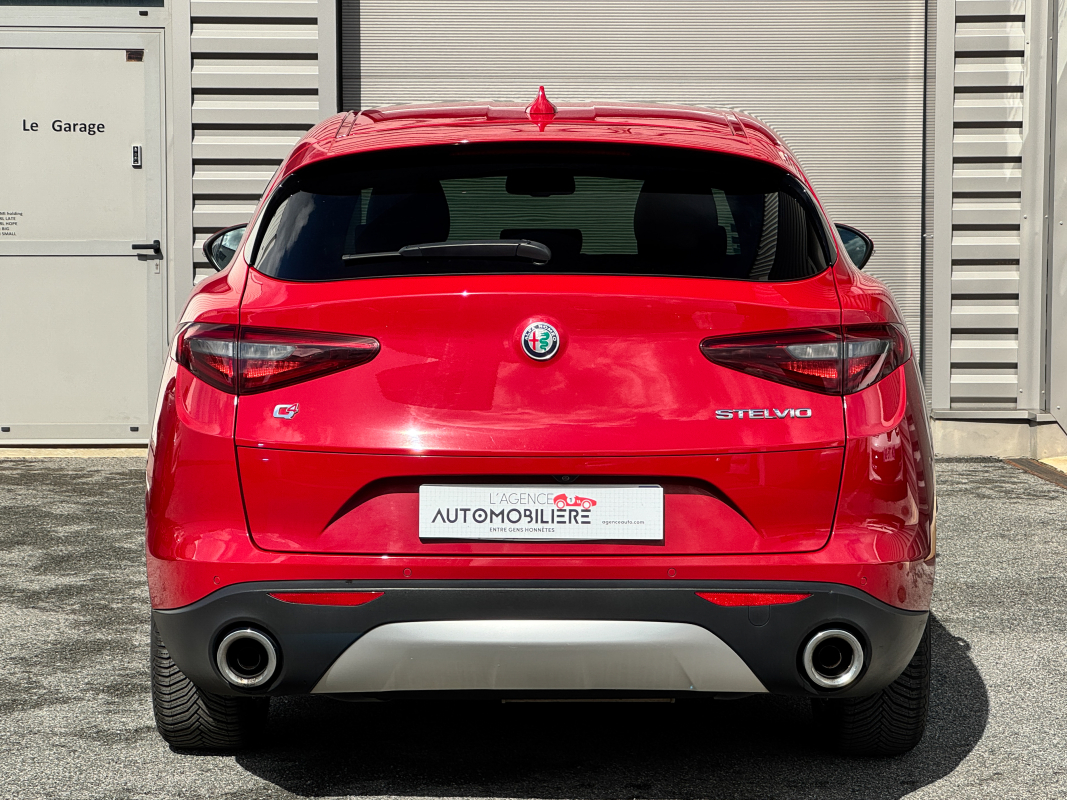 Alfa Romeo STELVIO — 7