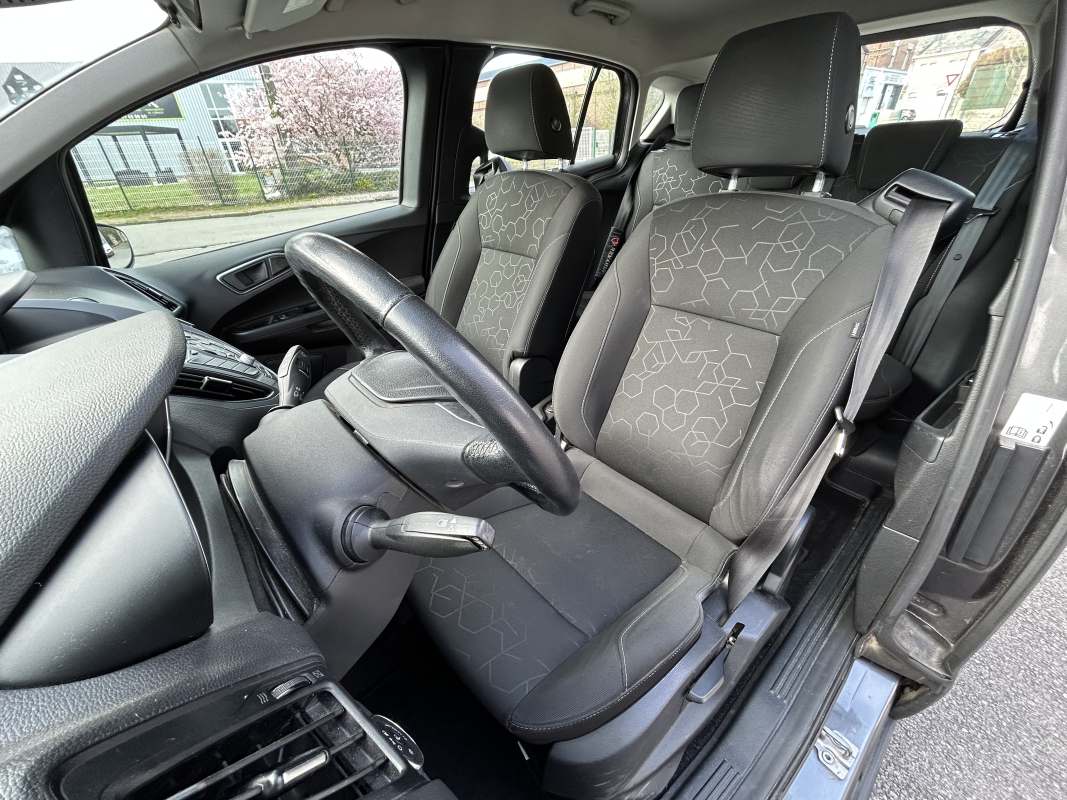 Ford B-Max — 12
