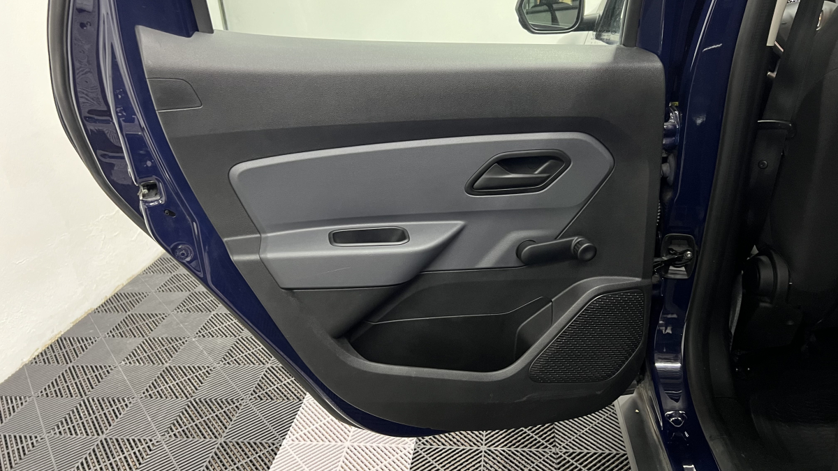 Dacia Duster — 27