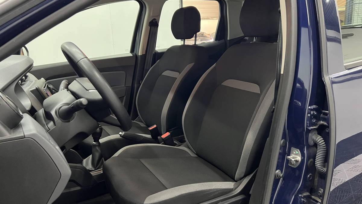 Dacia Duster — 8