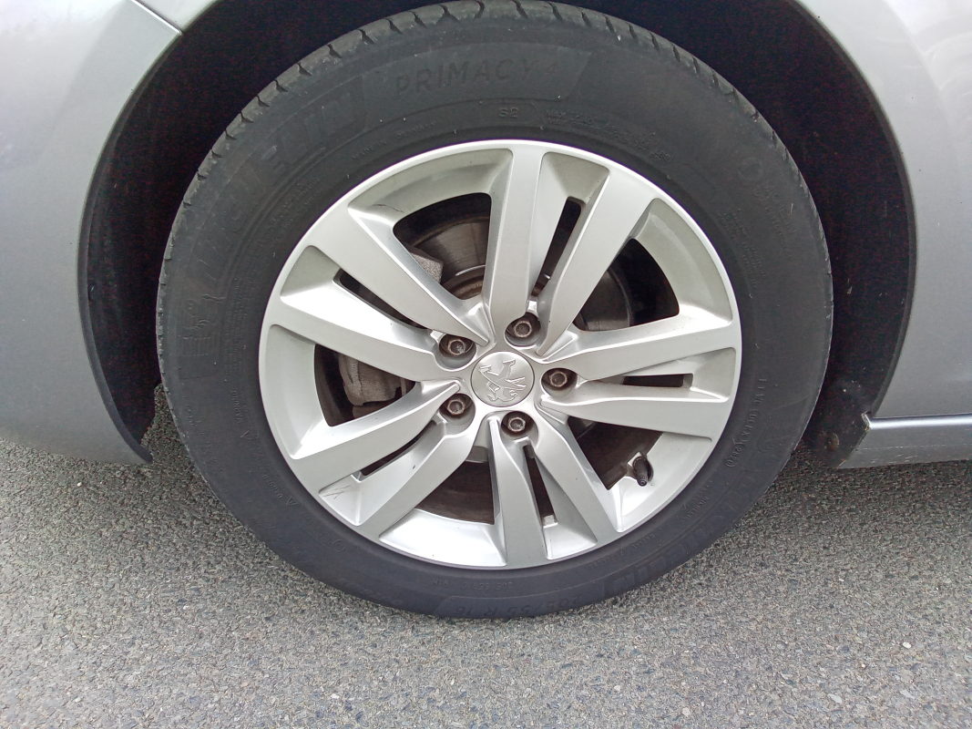 Peugeot 308 — 21