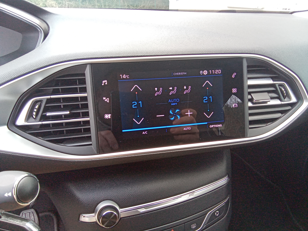 Peugeot 308 — 11