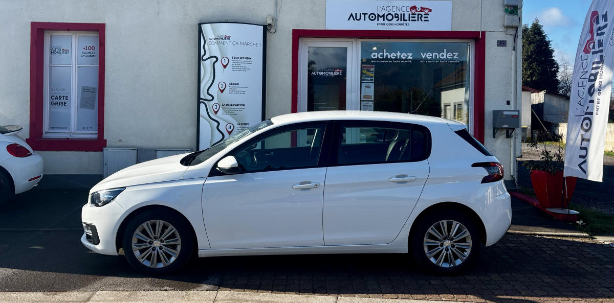 Peugeot 308 — 8