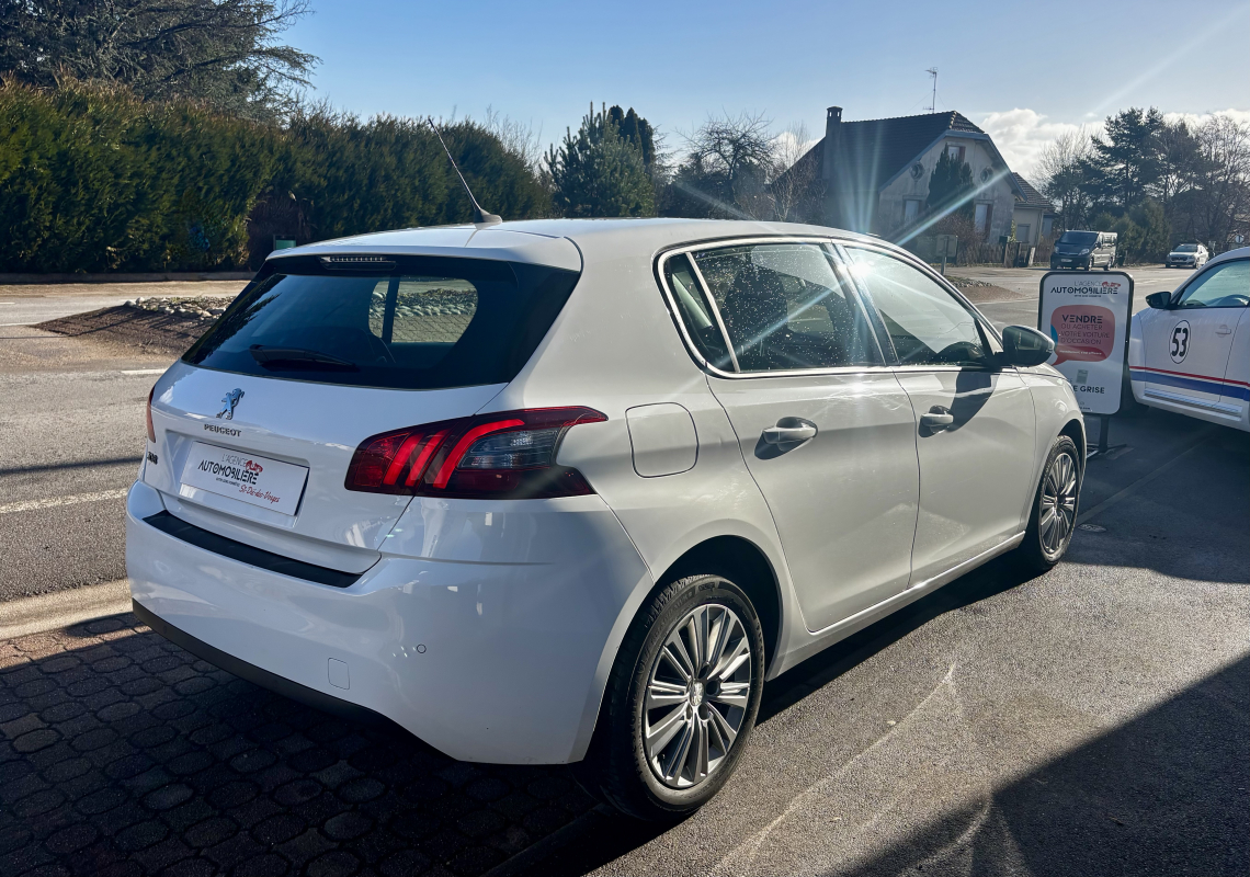 Peugeot 308 — 5