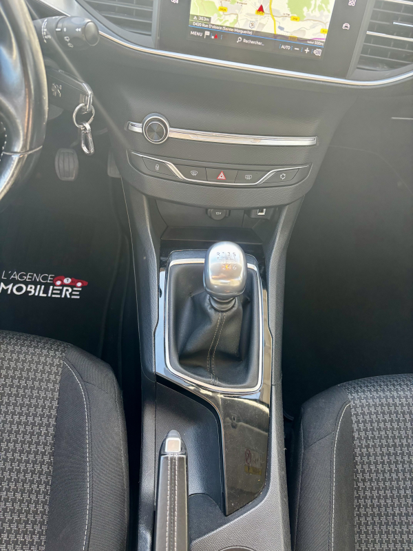 Peugeot 308 — 26