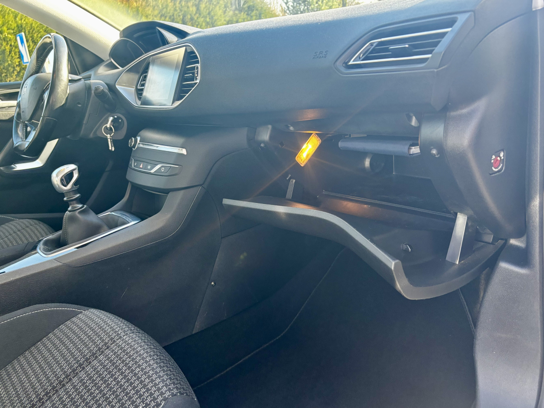 Peugeot 308 — 29
