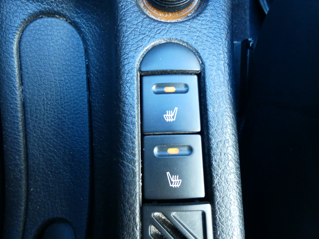 Peugeot 406 Coupé — 22
