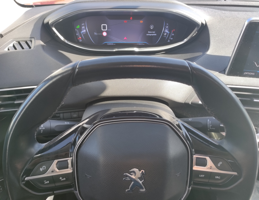 Peugeot 3008 — 11