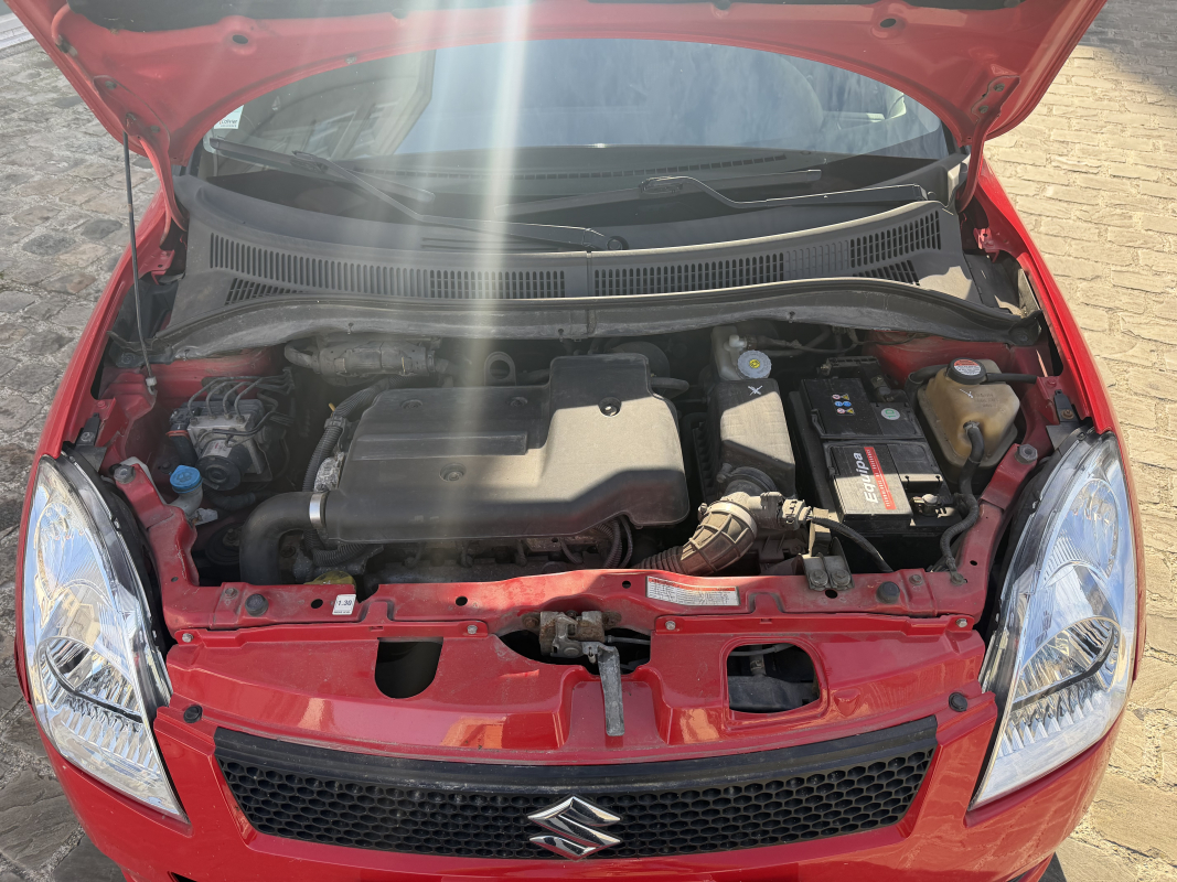 Suzuki Swift — 5