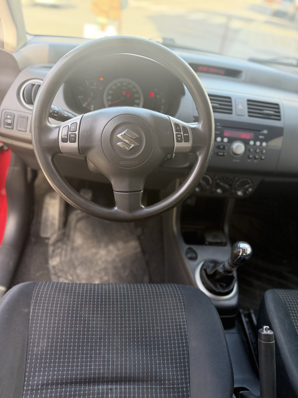 Suzuki Swift — 21