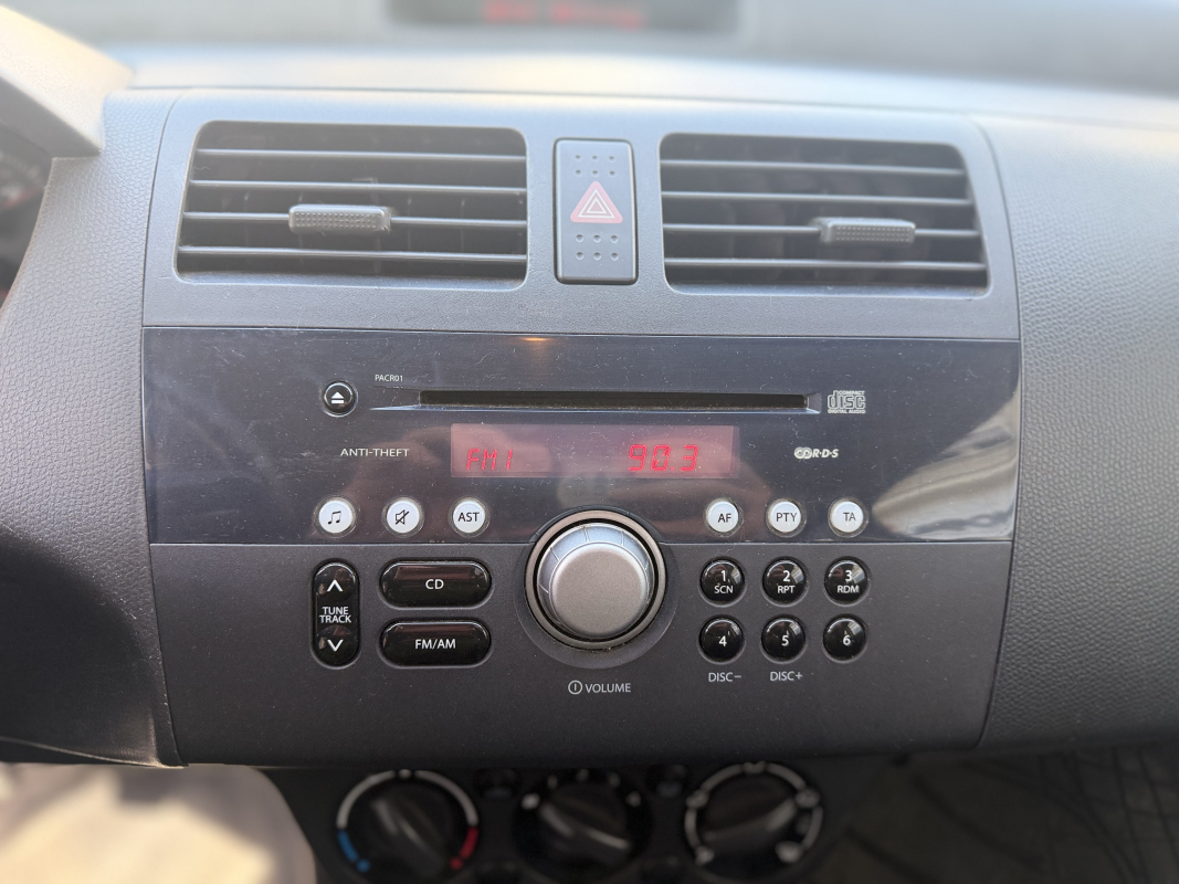 Suzuki Swift — 14