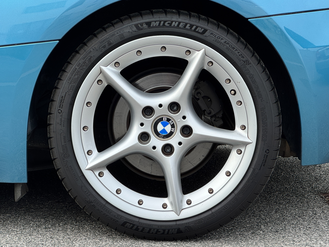 Bmw Z4 — 40