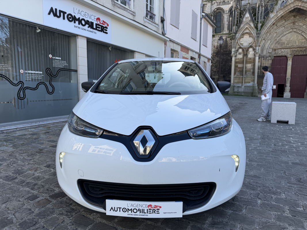 Renault Zoe — 2