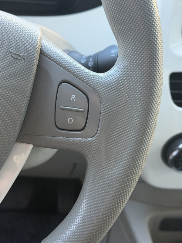Renault Zoe — 18