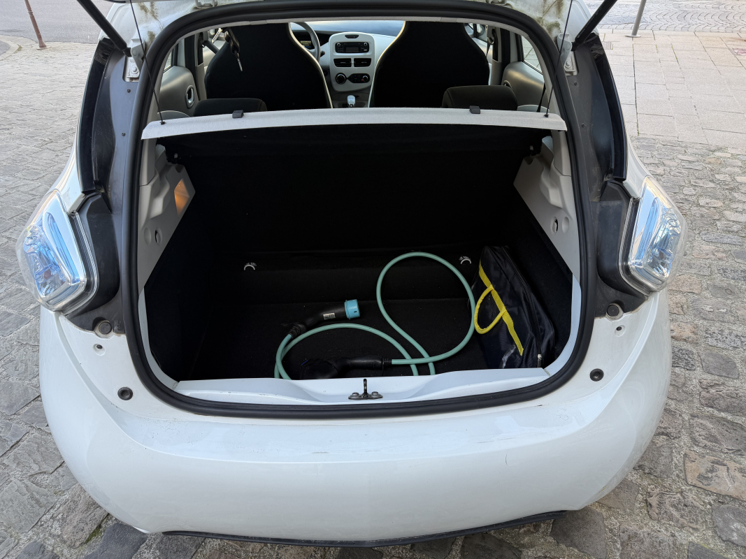 Renault Zoe — 9
