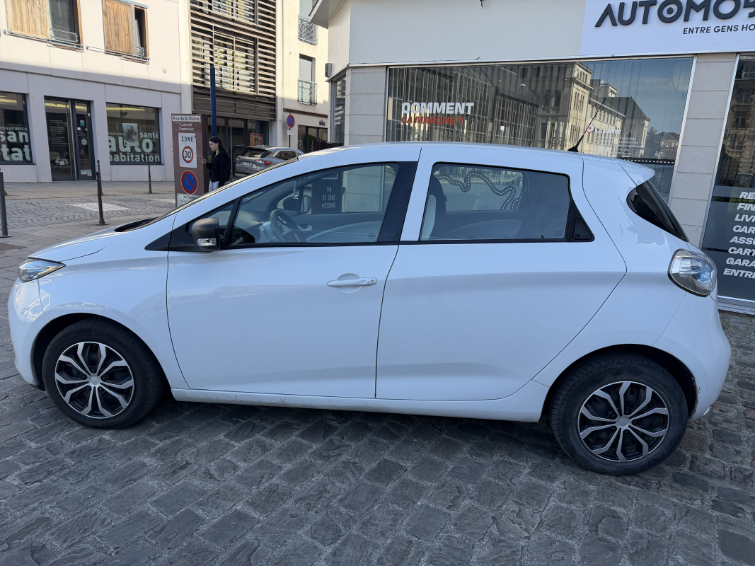 Renault Zoe — 8