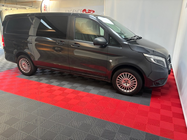 Mercedes Vito — 32