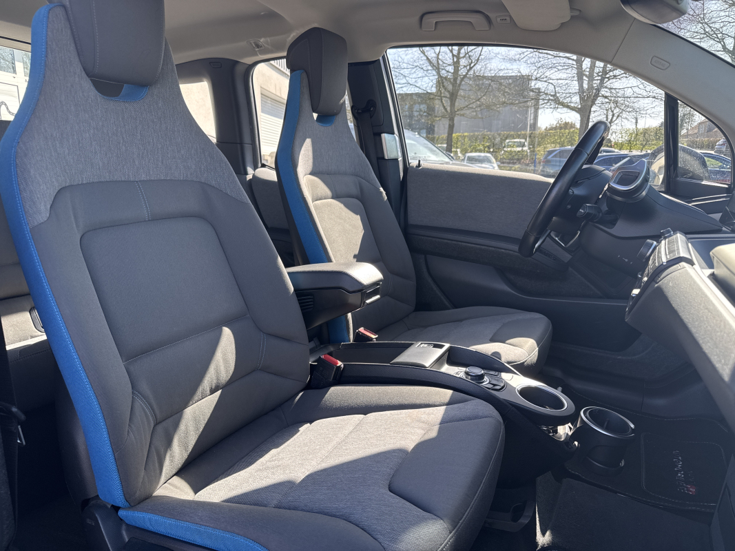 Bmw I3 — 32