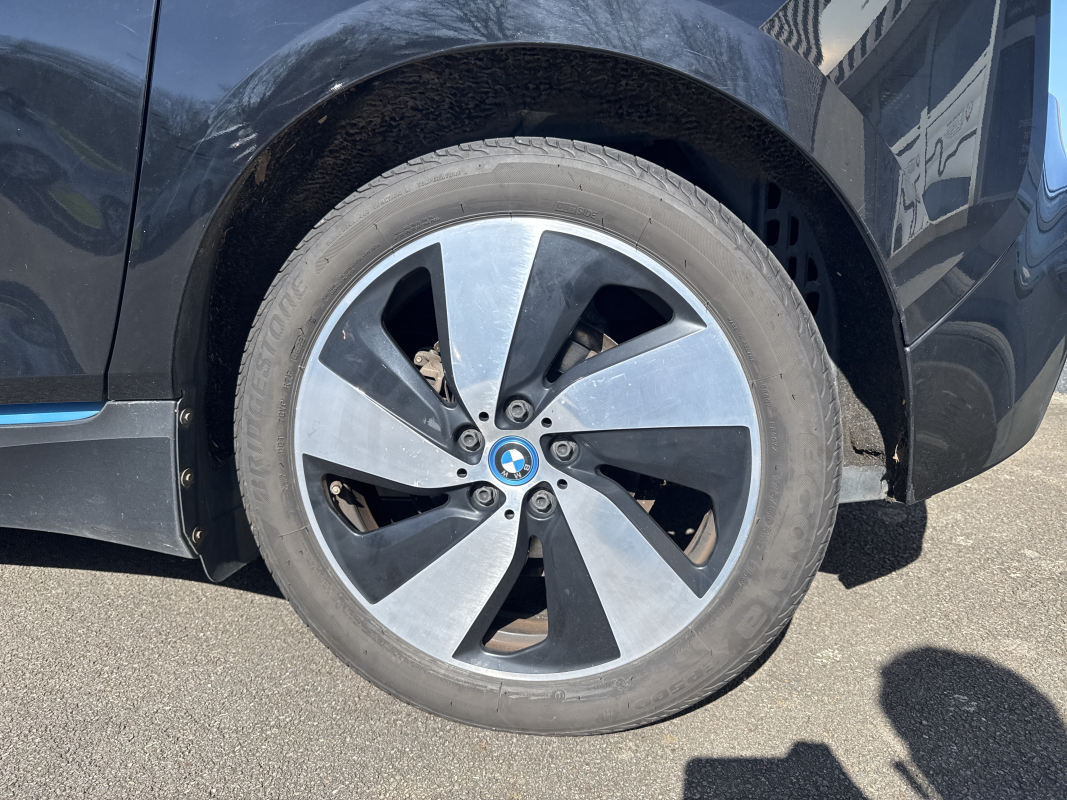 Bmw I3 — 38