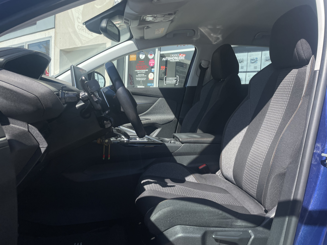 Peugeot 3008 — 9