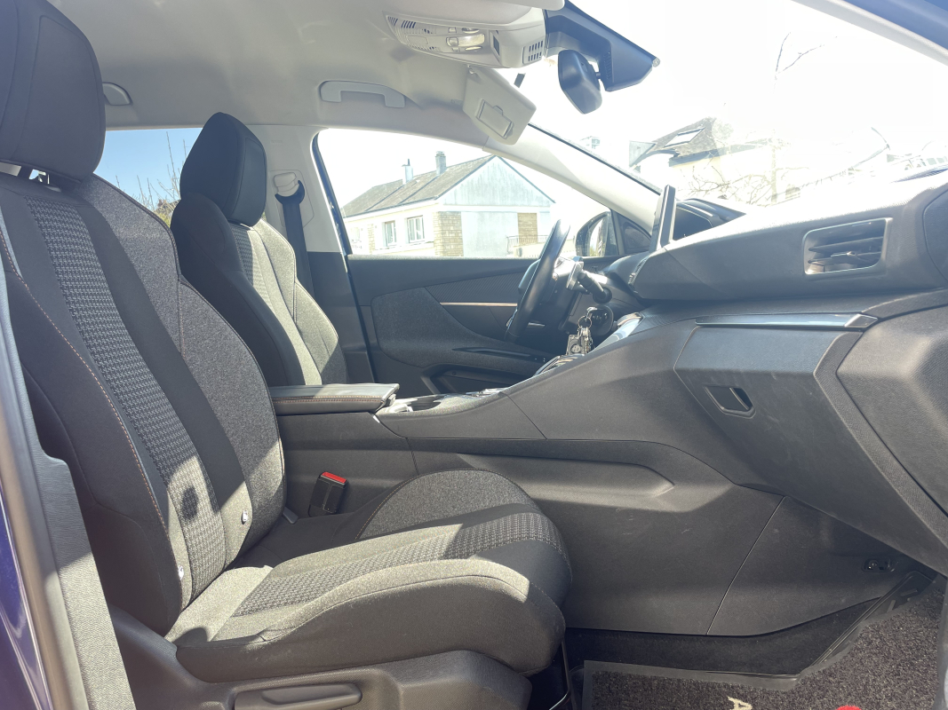 Peugeot 3008 — 13