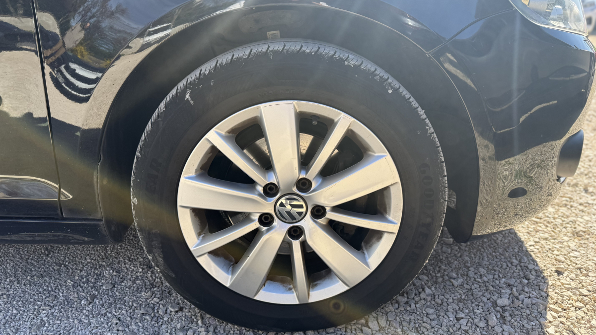 Volkswagen Golf Plus — 23