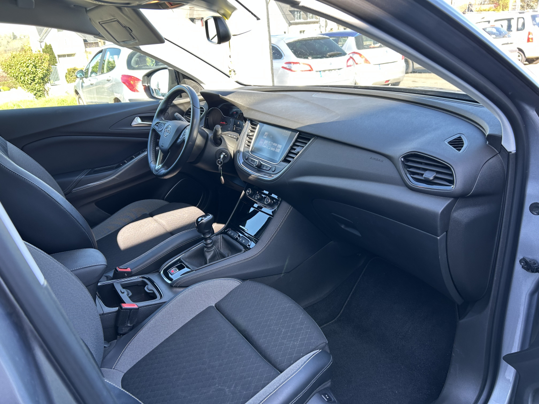 Opel Grandland X — 10