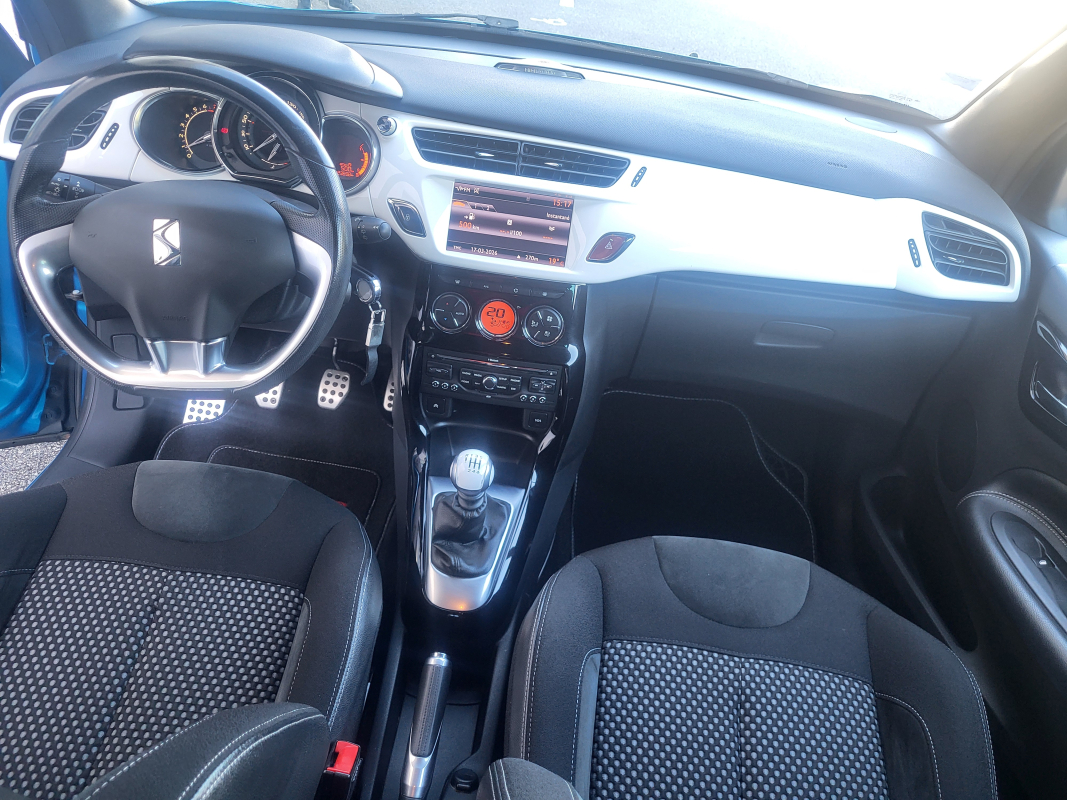Citroen DS3 — 23