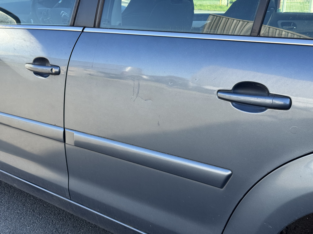 Citroen Grand C4 Picasso — 23