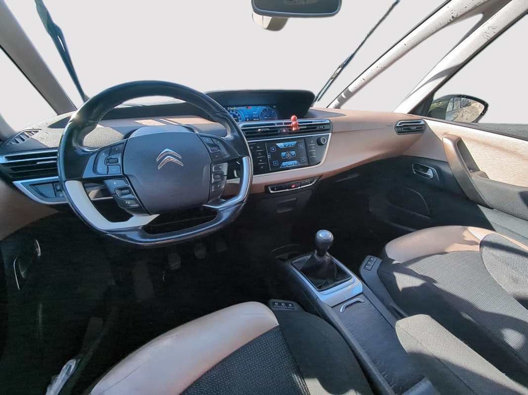 Citroen Grand C4 Picasso — 17