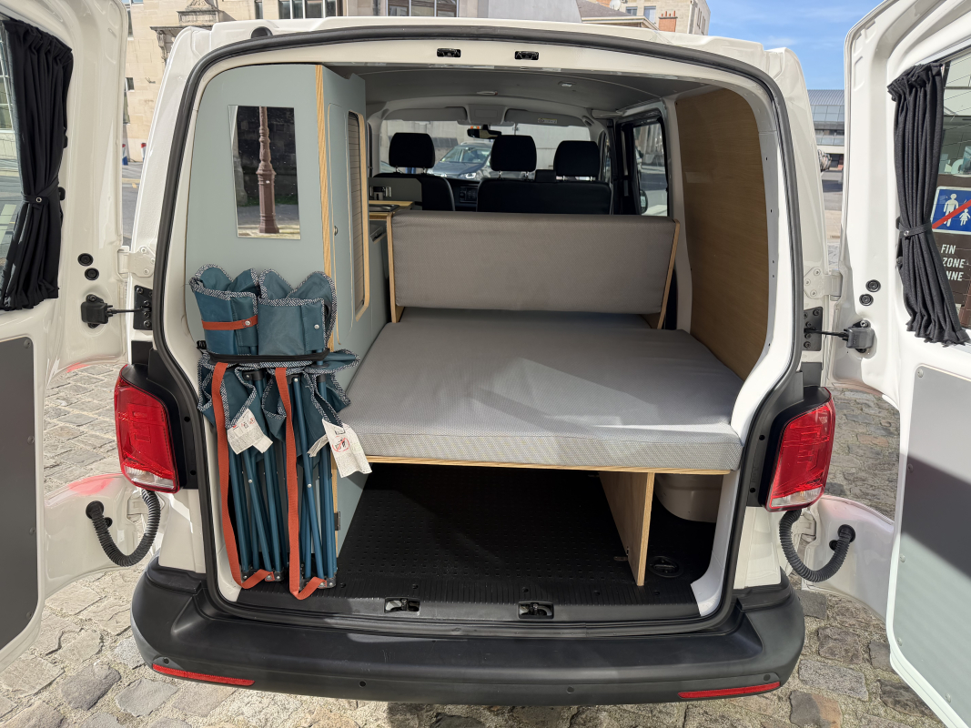 Volkswagen Transporter — 7