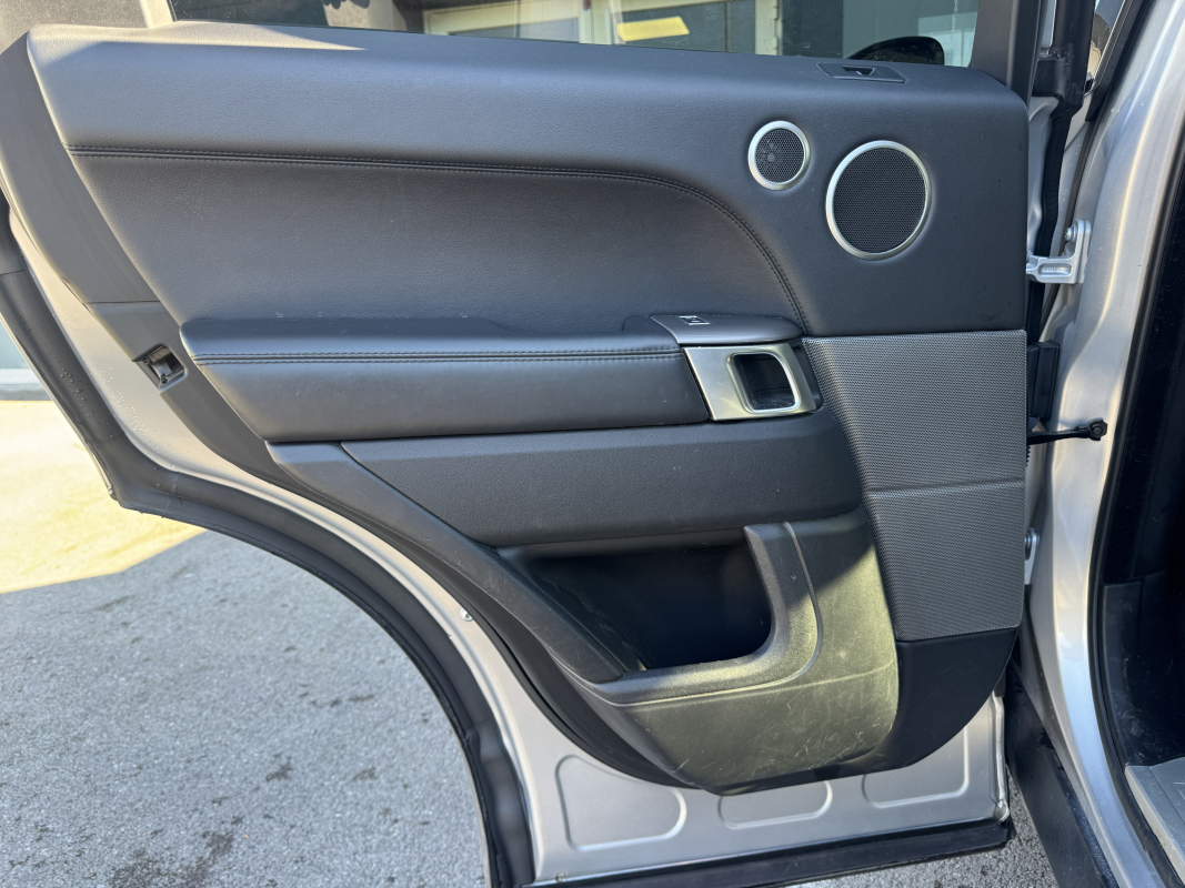 Land Rover Range Rover Sport — 29