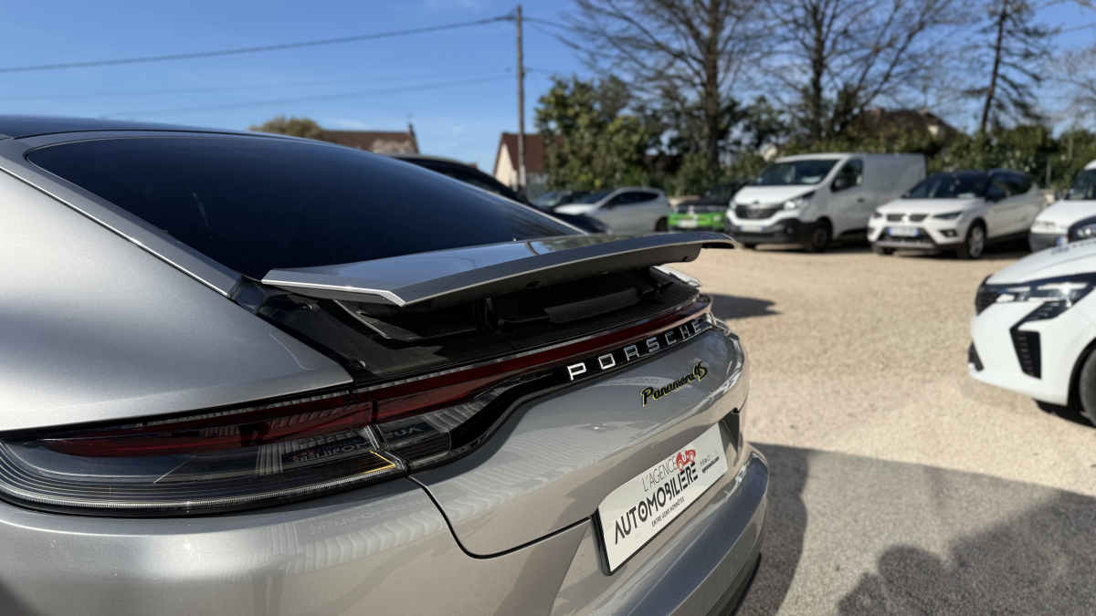 Porsche Panamera — 9