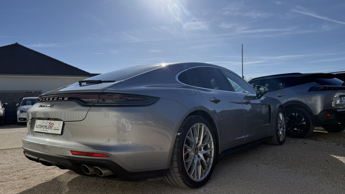 Porsche Panamera — 7