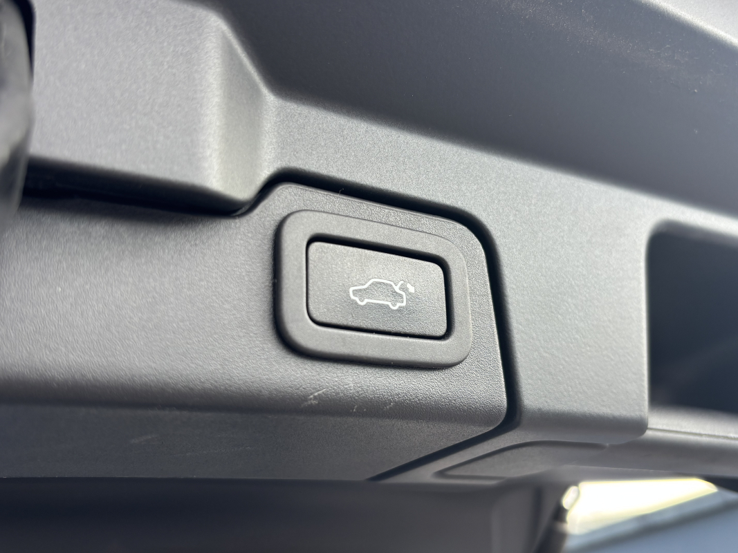 Land Rover Range Rover Evoque — 24