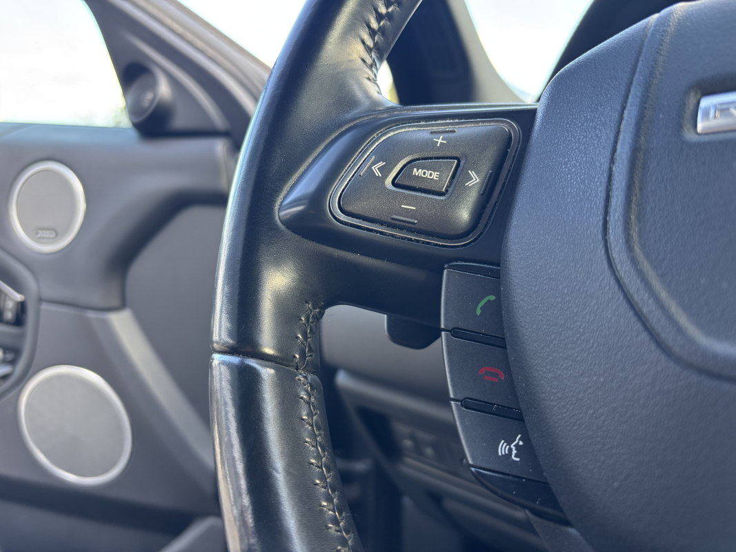 Land Rover Range Rover Evoque — 18