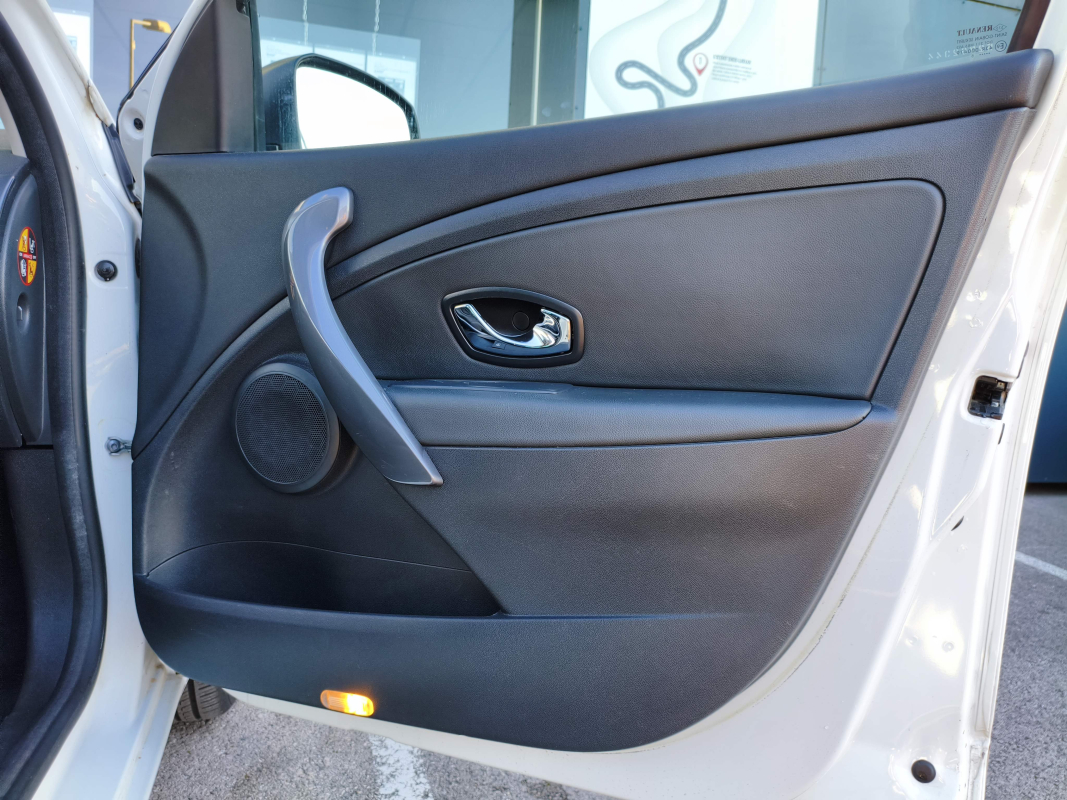 Renault Megane — 26