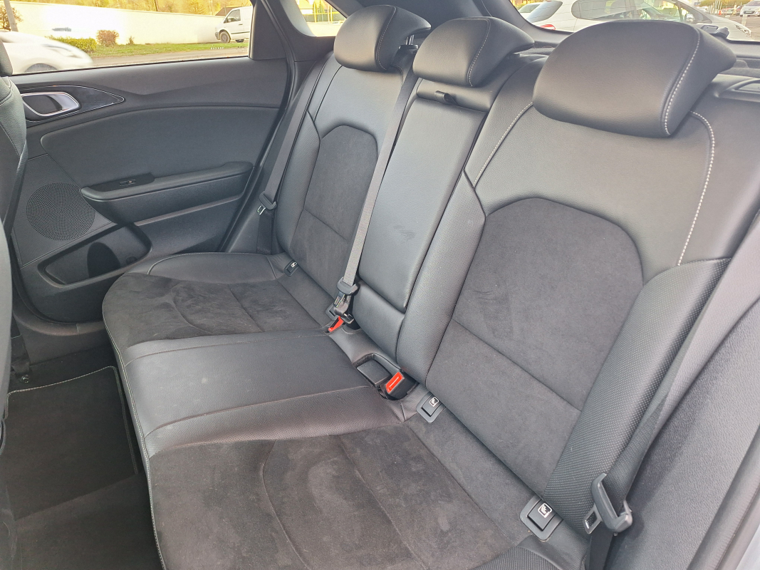 Kia Ceed — 14
