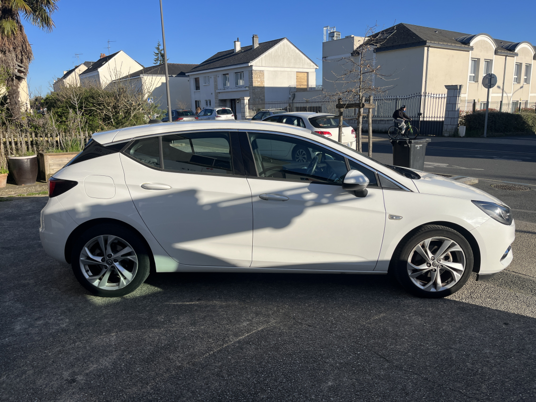 Opel Astra — 4